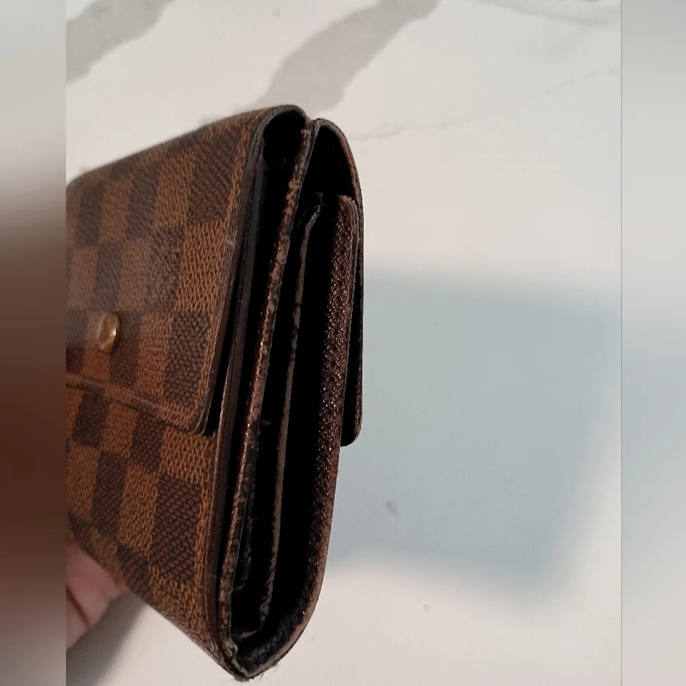 Authentic Louis Vuitton Damier Portefeuille Elise Wallet Purse
